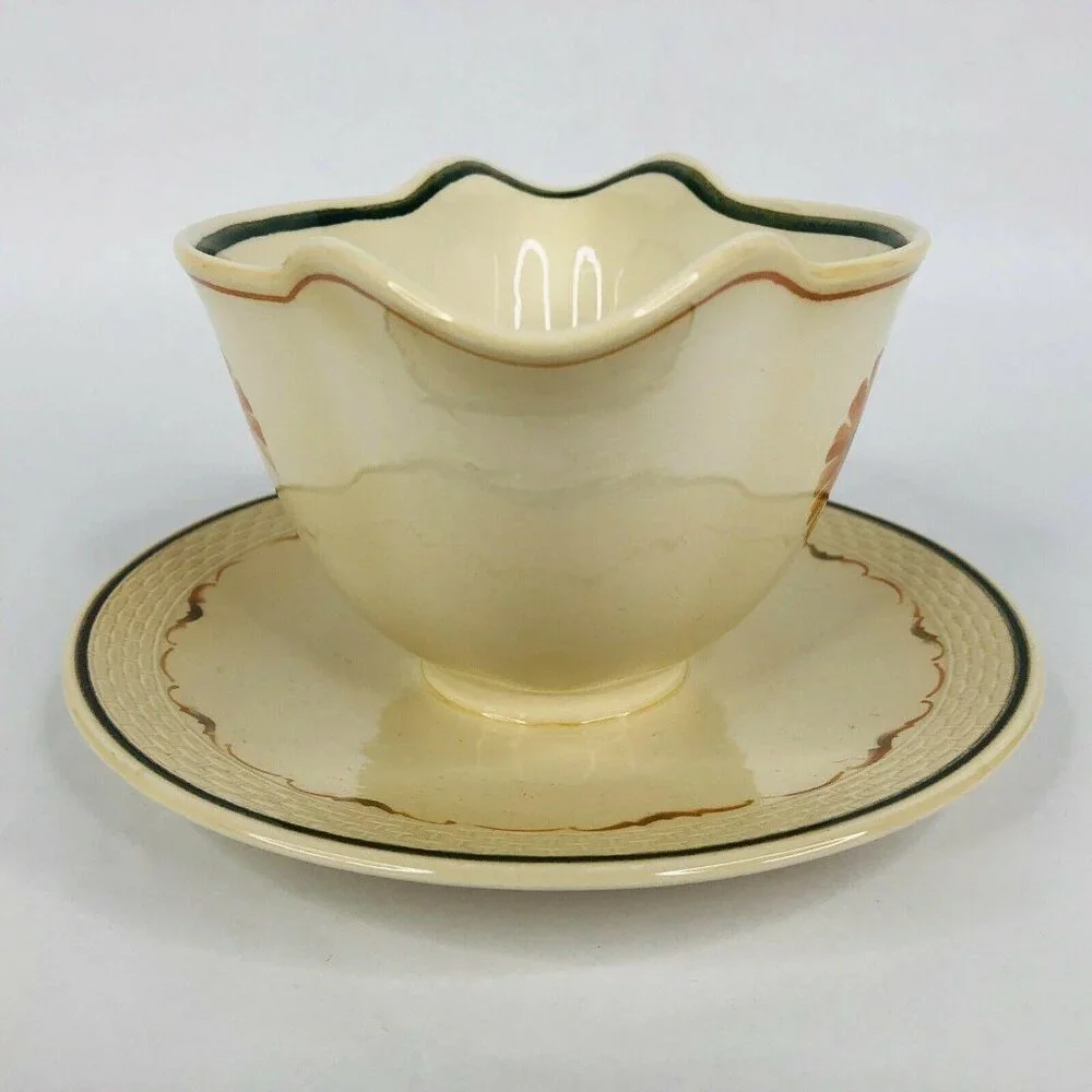 Royal Copenhagen Zinnia Gravy Boat Fajance Attached Underplate Sauce Dish Denmar